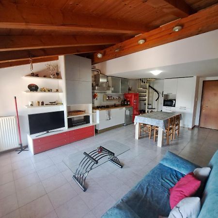 Casa Vacanze S.Tomaso Riva del Garda Eksteriør bilde