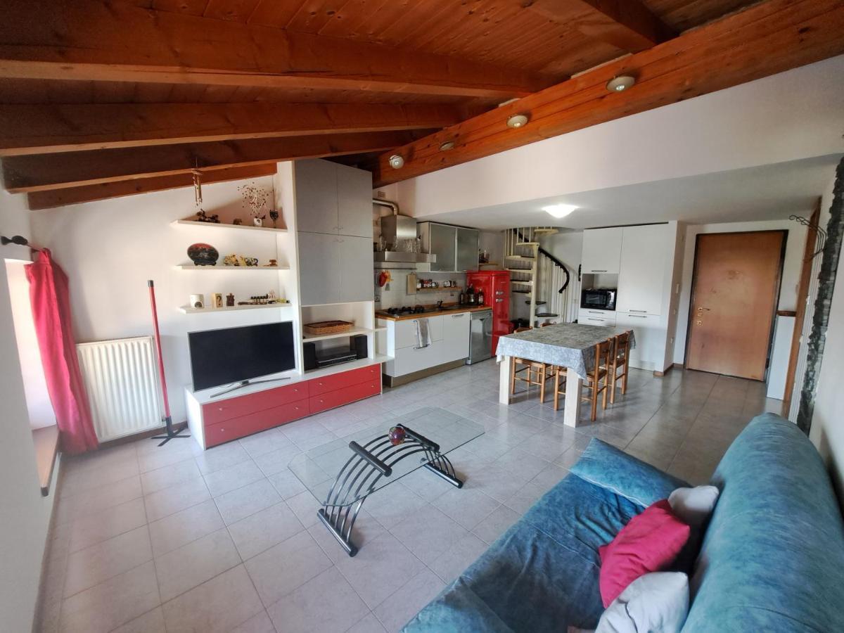 Casa Vacanze S.Tomaso Riva del Garda Eksteriør bilde